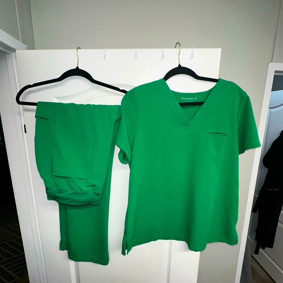 Mandala Scrubs Other Mandala Scrubs Emerald Green Poshmark
